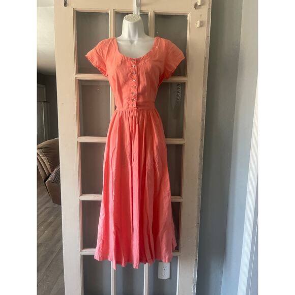 Sisley Dress - Picture 3 of 9